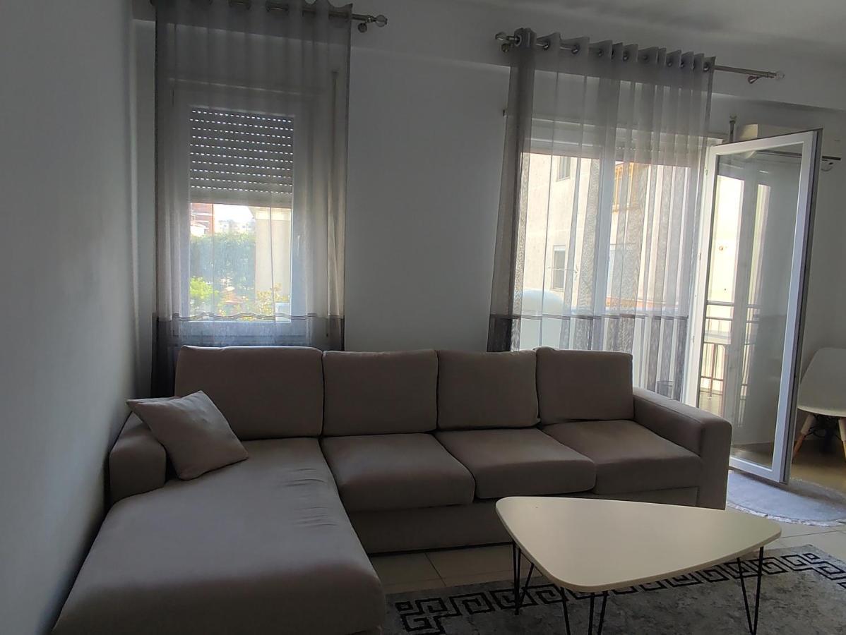 שקודר Comfy City Center Apartment מראה חיצוני תמונה